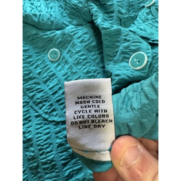 Habitat Clothes to Live In Women Crinkle Top Size Medium Buttons Stretch Artsy - Picture 11 of 12